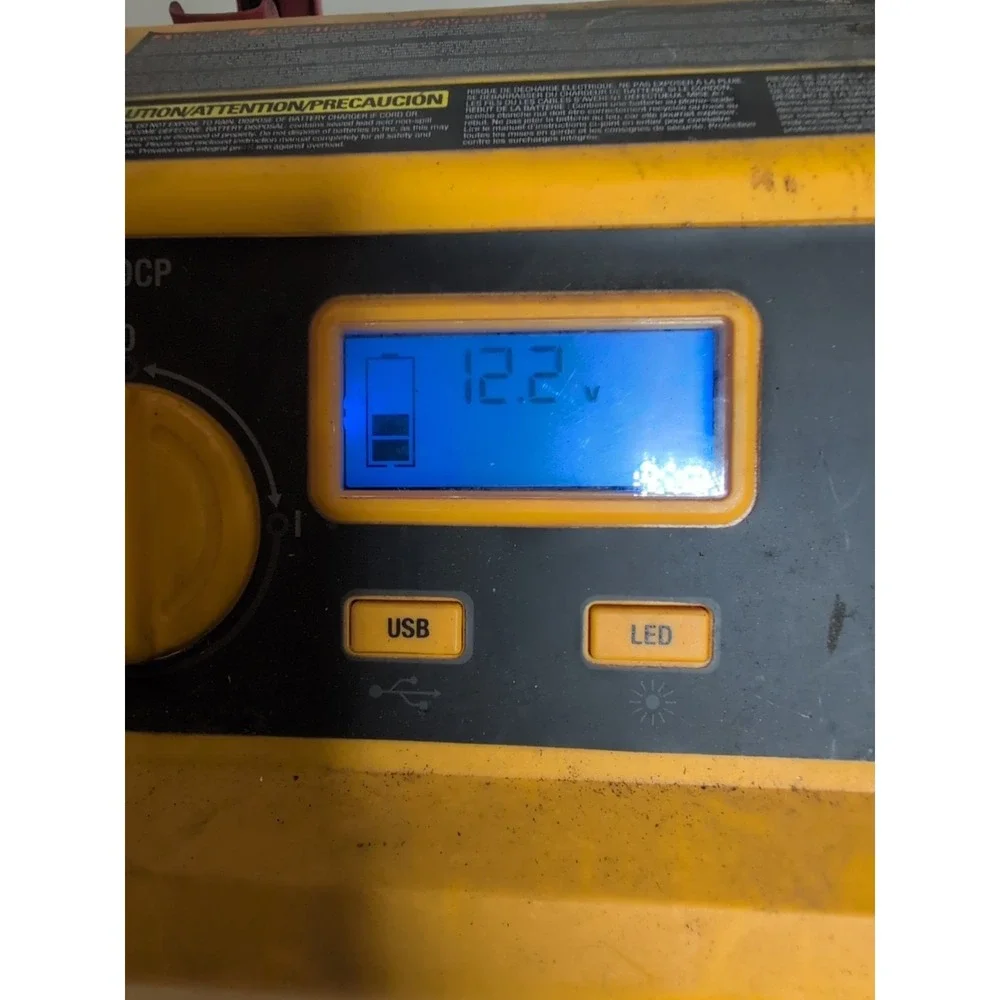 CAT POWER STATION JUMP STARTER AIR COMPRESSOR INVERTER
